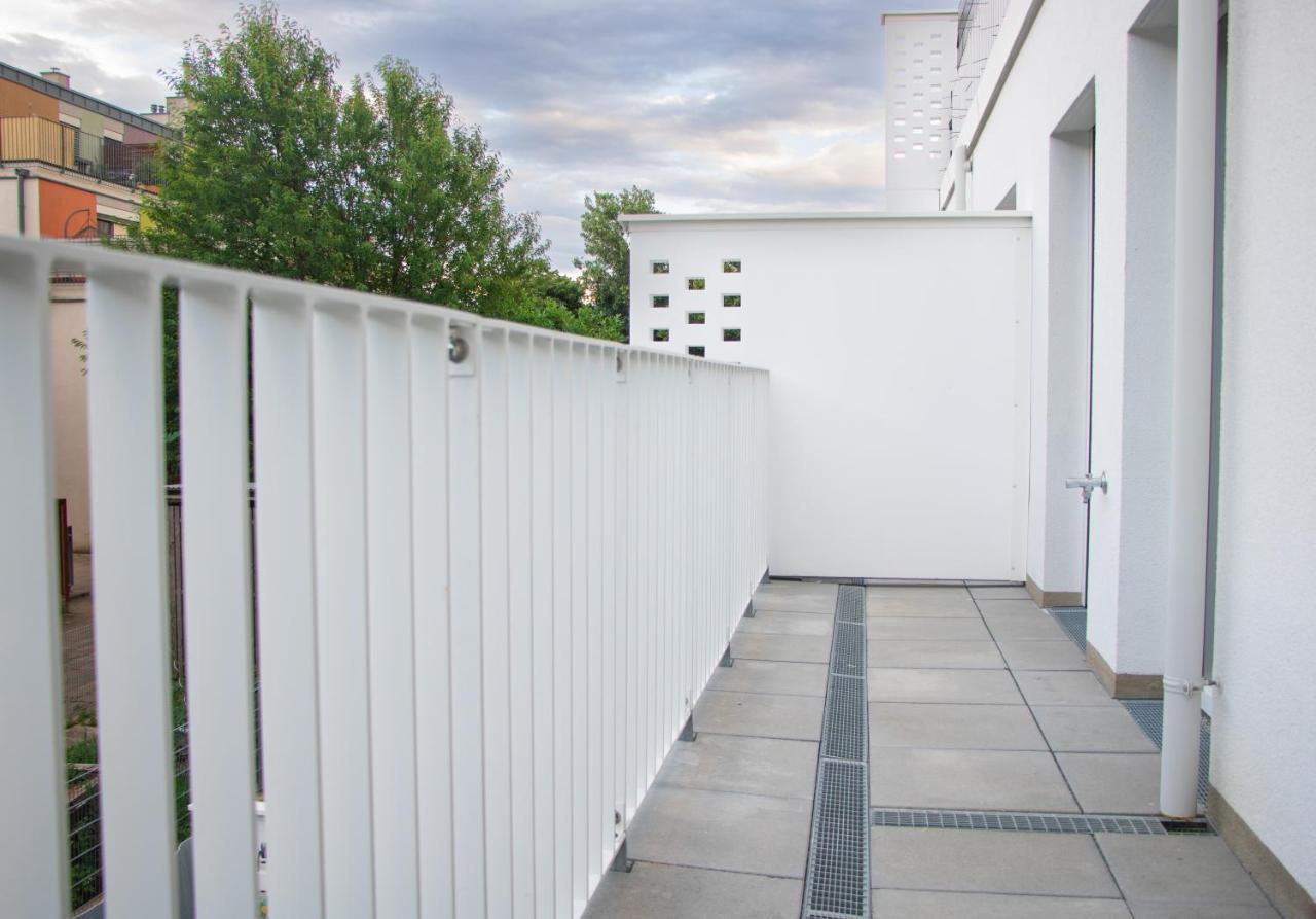 וינה Flat2Go Modern Apartments - Harmony Of City And Nature מראה חיצוני תמונה