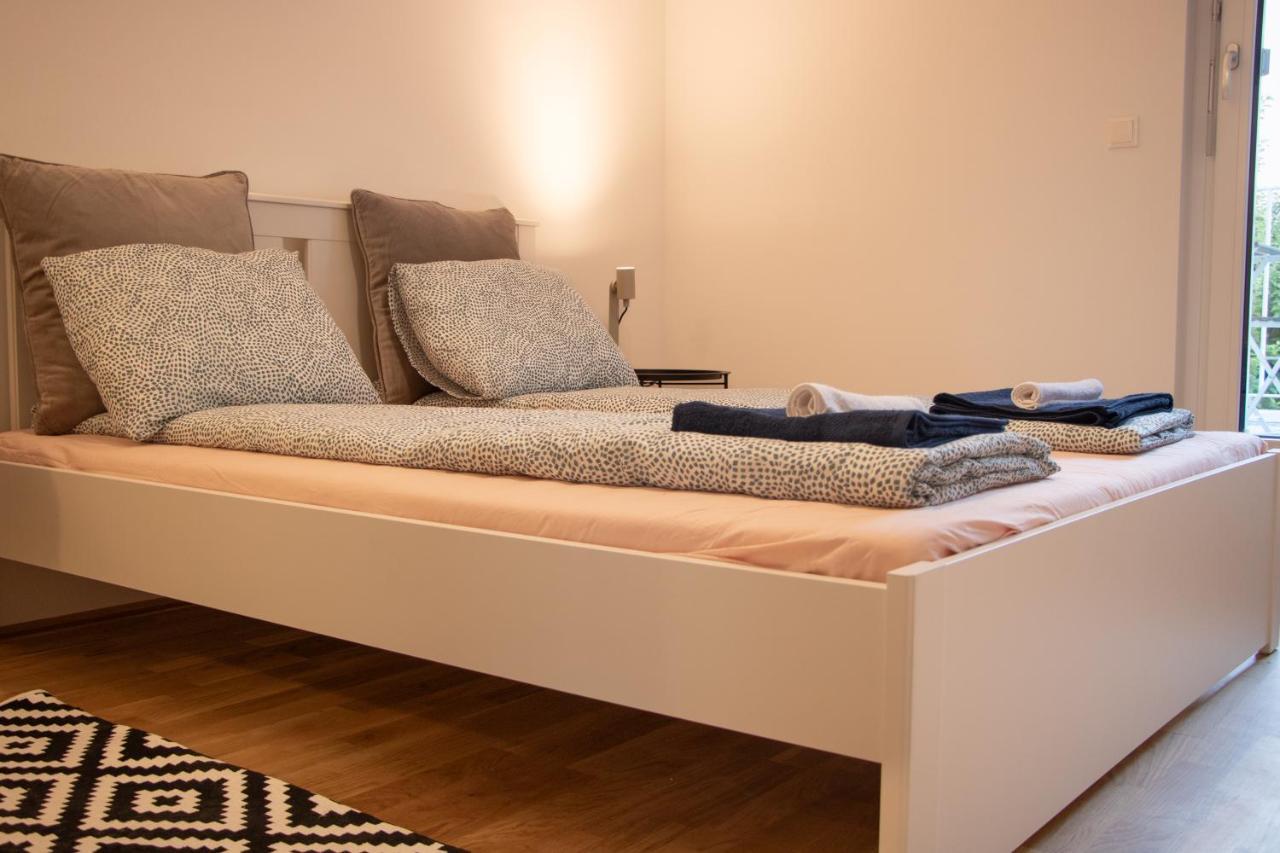וינה Flat2Go Modern Apartments - Harmony Of City And Nature מראה חיצוני תמונה