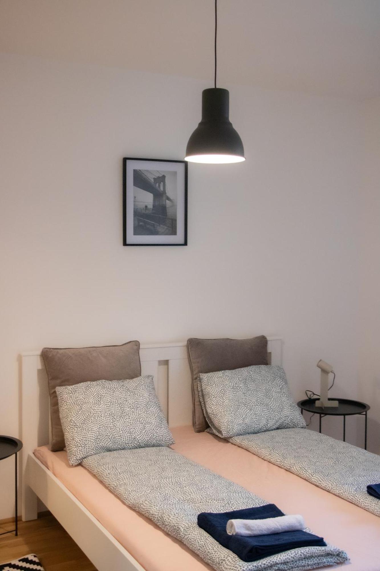 וינה Flat2Go Modern Apartments - Harmony Of City And Nature מראה חיצוני תמונה